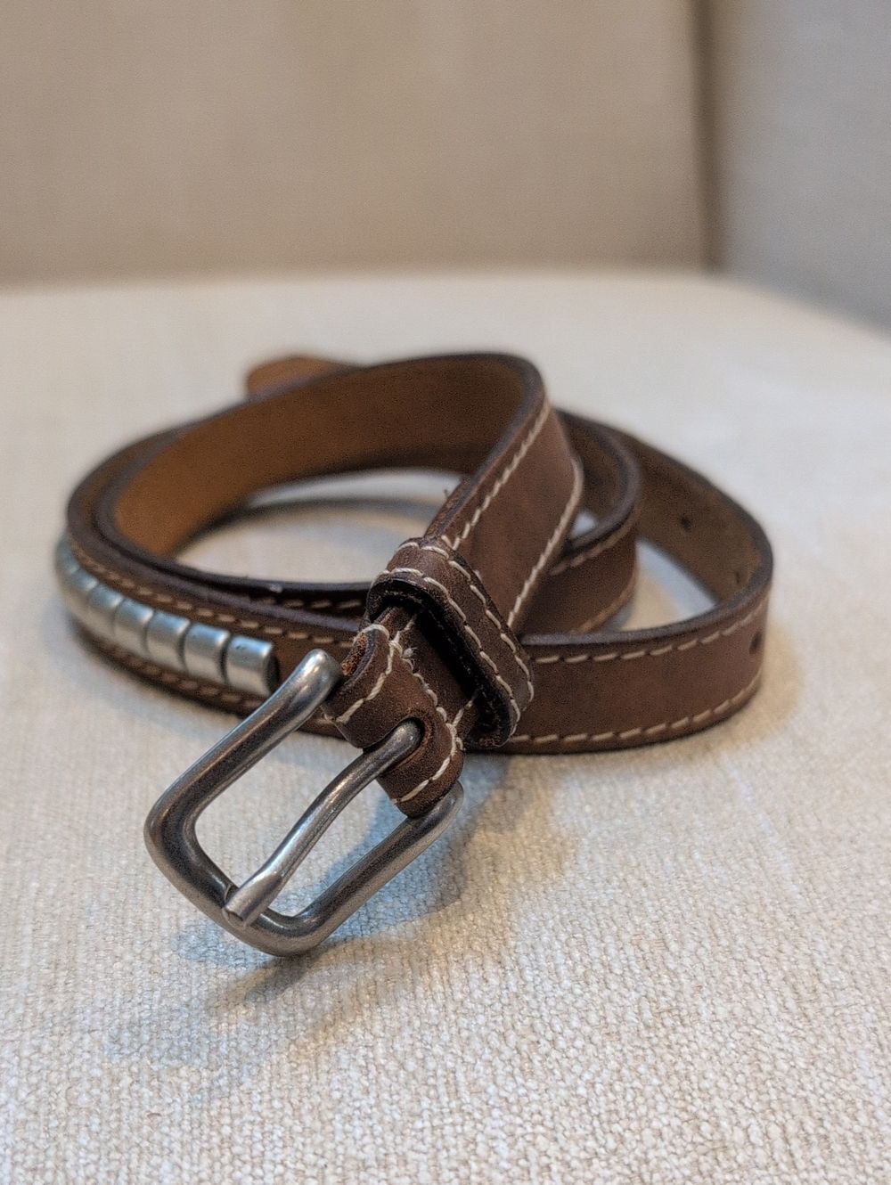 Banana Republic Hand Waxed Bridal Leather Metal Studded Thin Belt Size 28